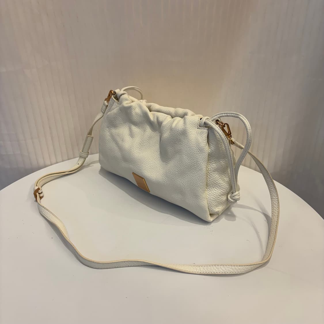 정품 쿠론 복조리 크로스백     상품이미지4