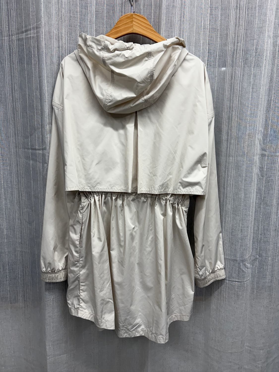 안다르 스트링 레이어드 미들 윈드자켓 바람막이 상품이미지4