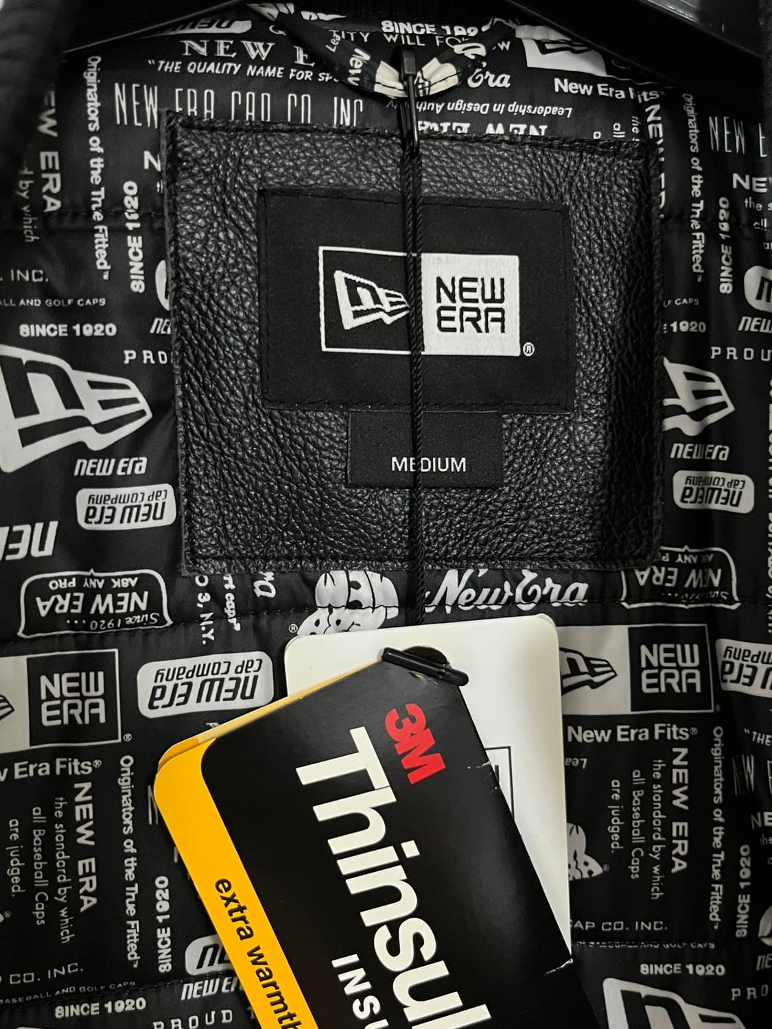 뉴에라X언디핏 레더 바시티 자켓 상품이미지4