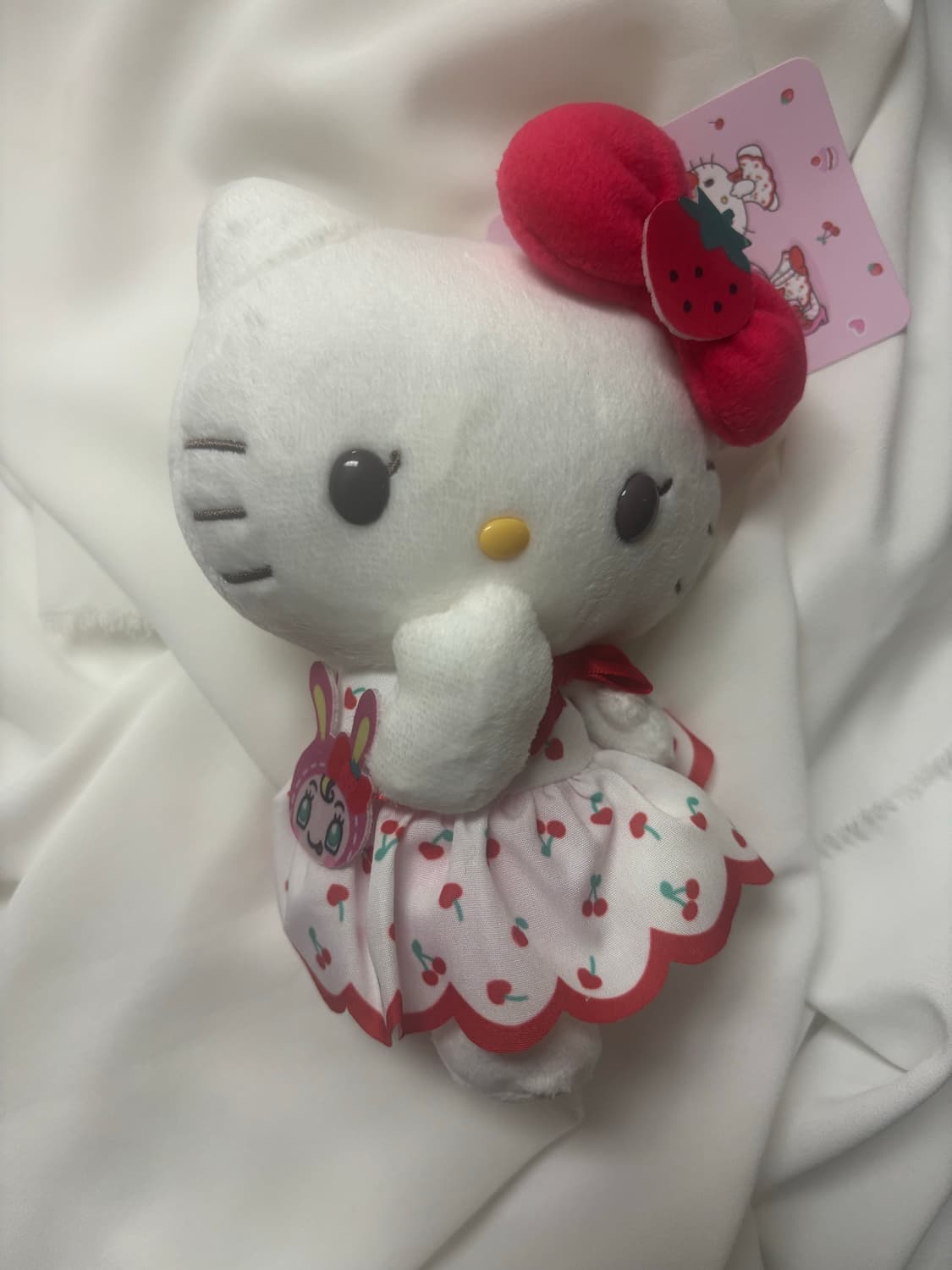 산리오 헬로키티 메조 피아노 콜라보 베리에짱 마스코트 인형 키링 상품이미지1