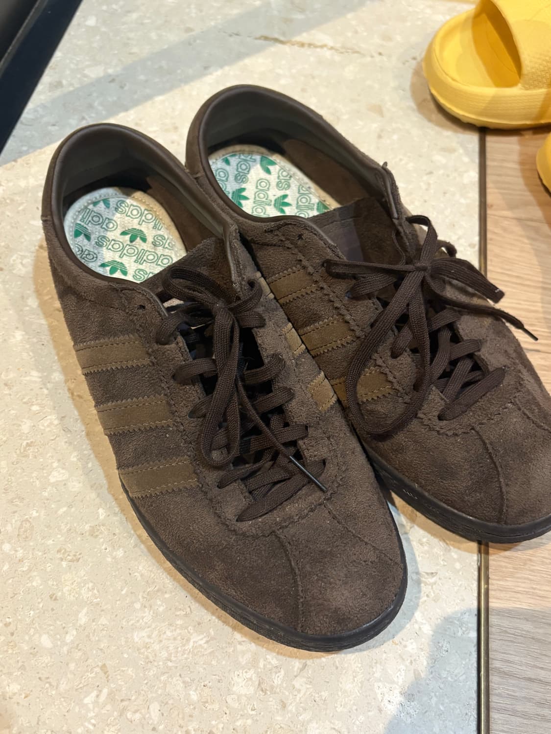 택포6 아디다스 토바코 다크브라운 255사이즈 팝니다 상품이미지2