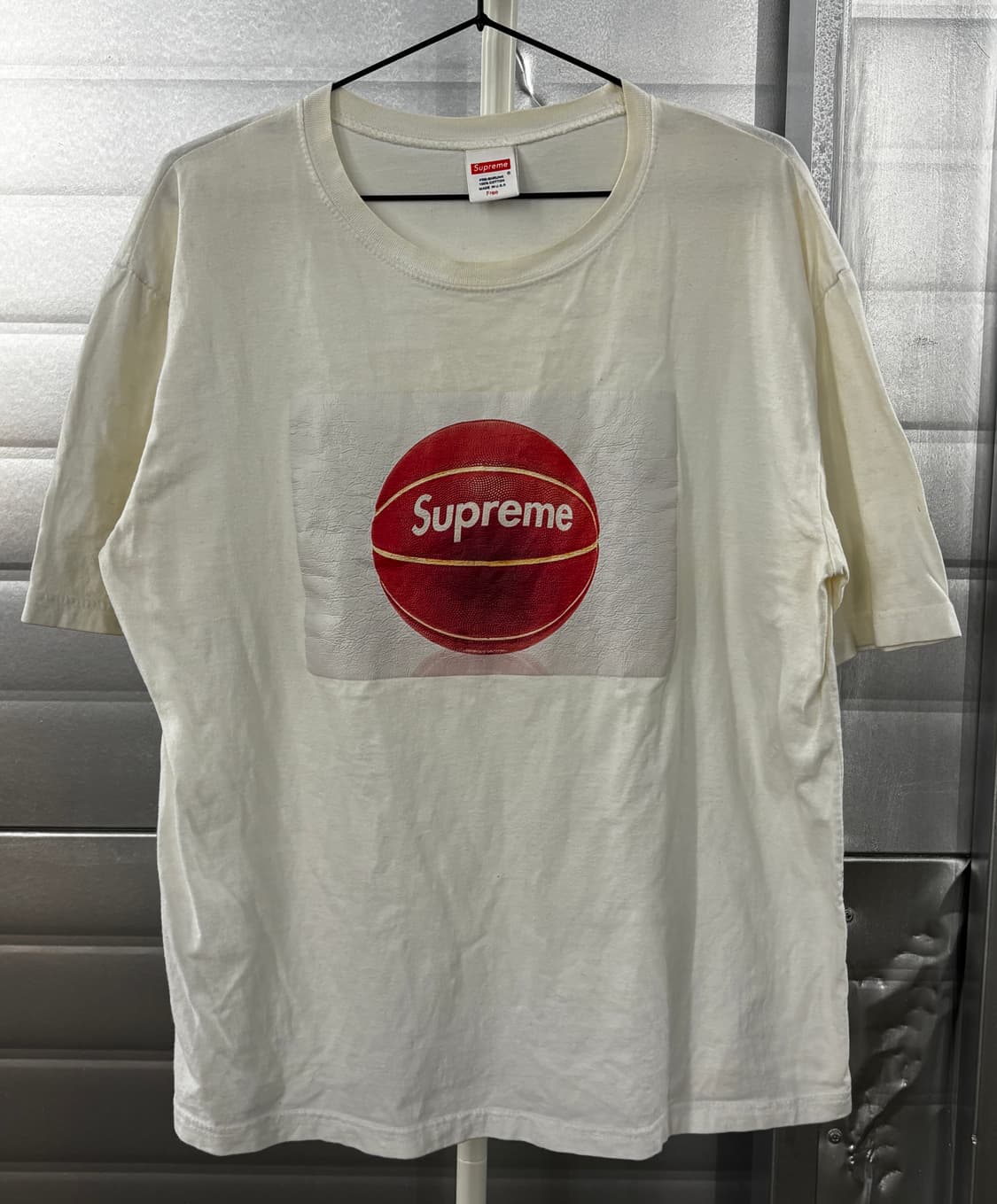 슈프림 농구공 티셔츠 Free 상품이미지4