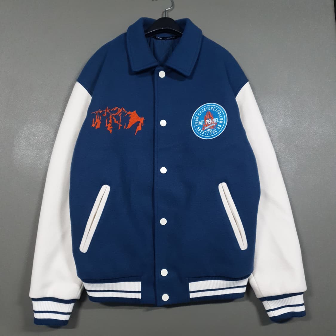 실측 L) 자라 신형 22FW 바시티 스타디움 패치 콤비 봄버 자켓 상품이미지2