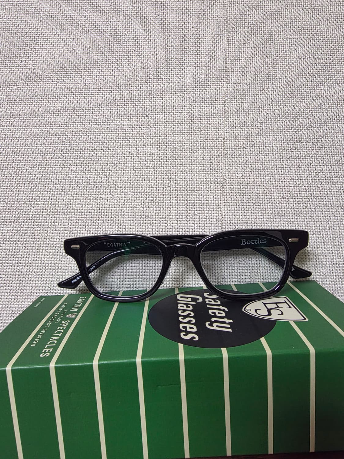 에가트니브 버틀즈 블랙 판매합니다  상품이미지1