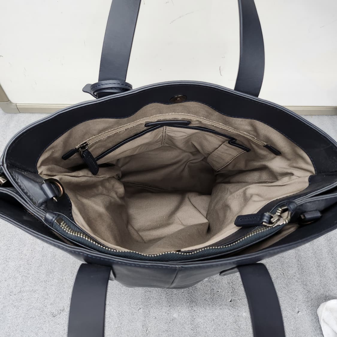 샘소나이트 정품 가죽 토트백겸 크로스백 상품이미지7