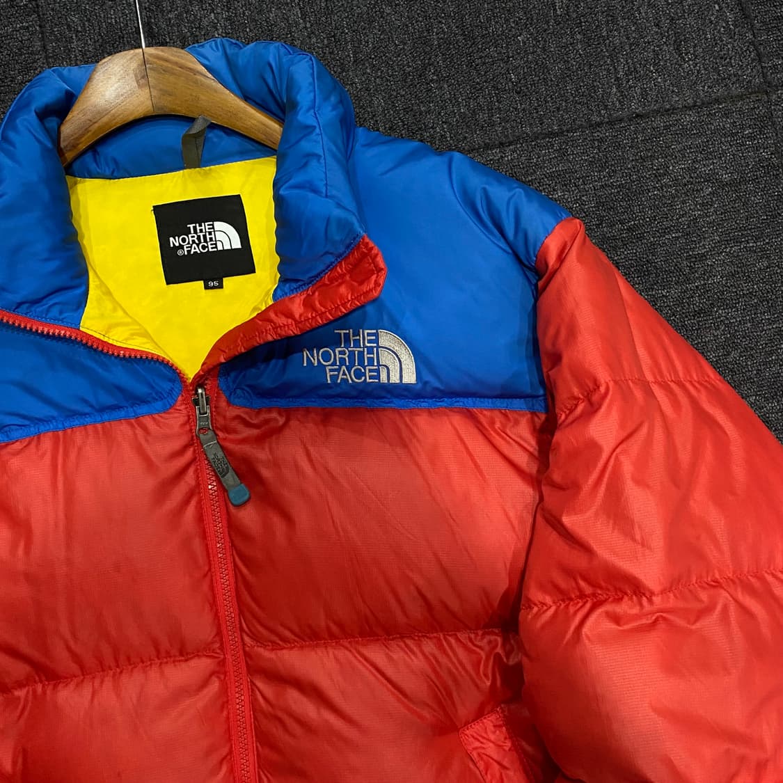 노스페이스 눕시 패딩 상품이미지3