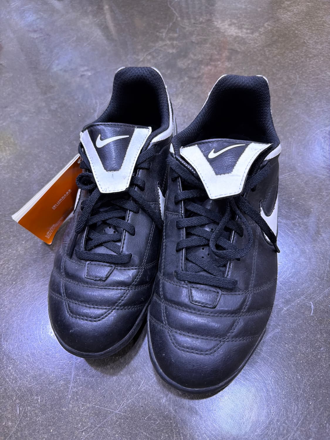 나이키 티엠포 내츄럴 2 TF 풋살화 240 상품이미지2