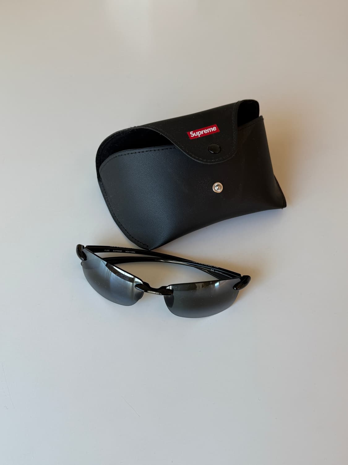 슈프림선글라스 상품이미지1