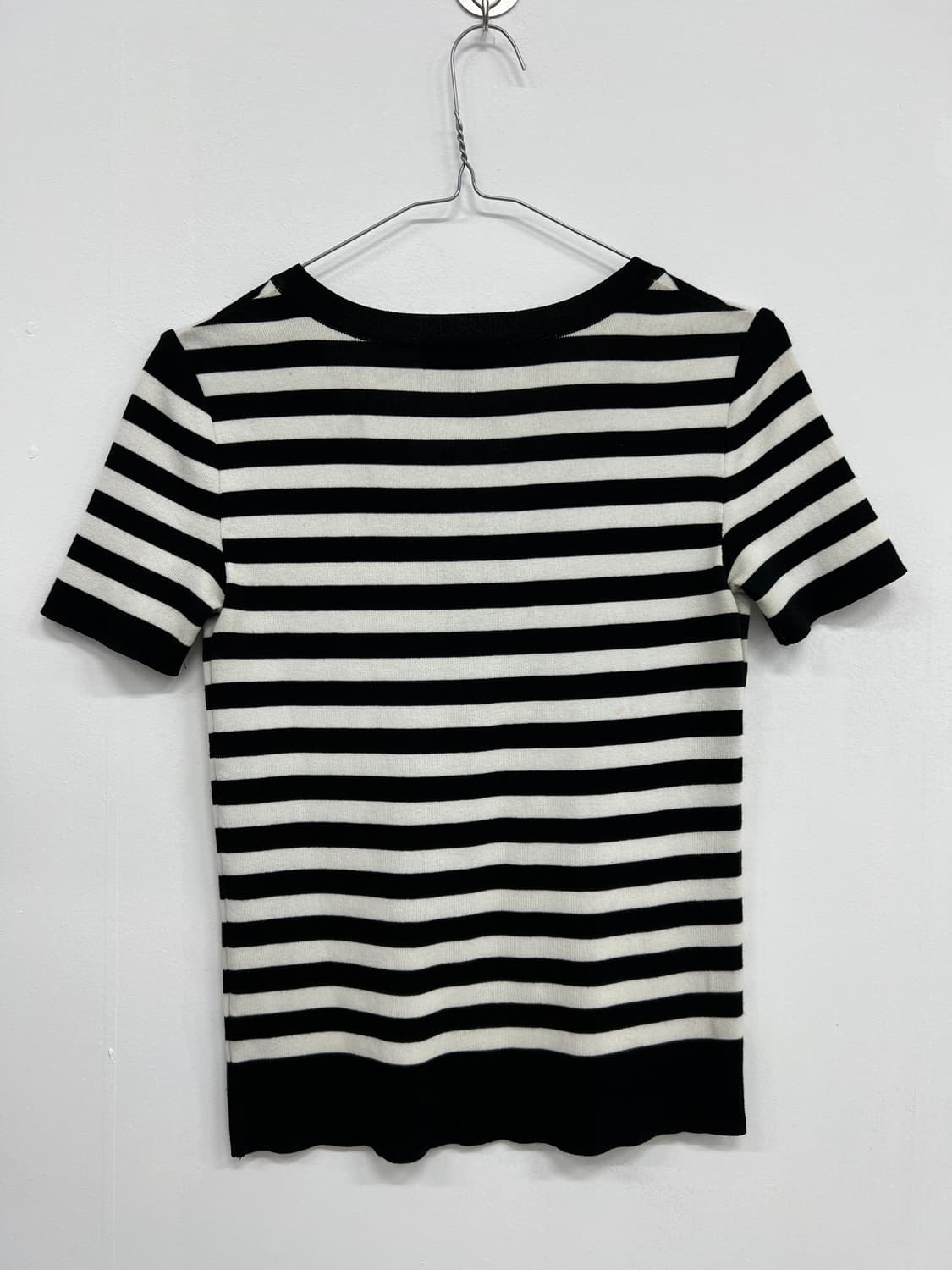 black stripe button knit top 상품이미지3