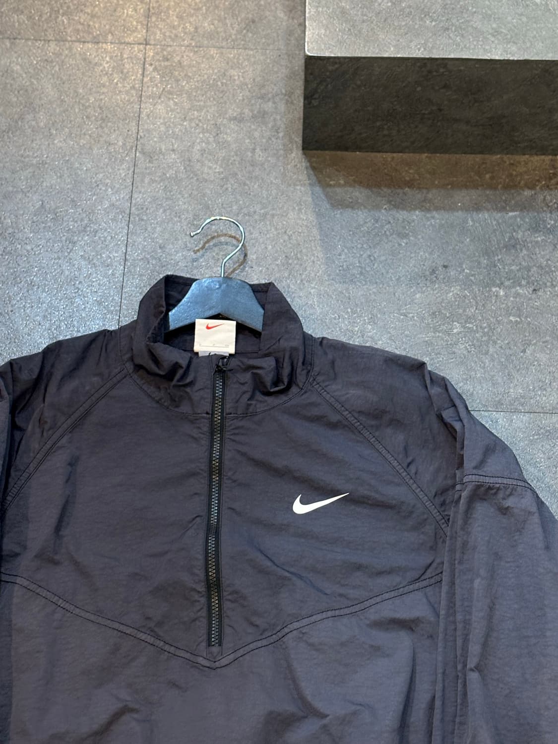 나이키x스투시 나투시 윈드러너 오프 느와르 자켓  상품이미지3