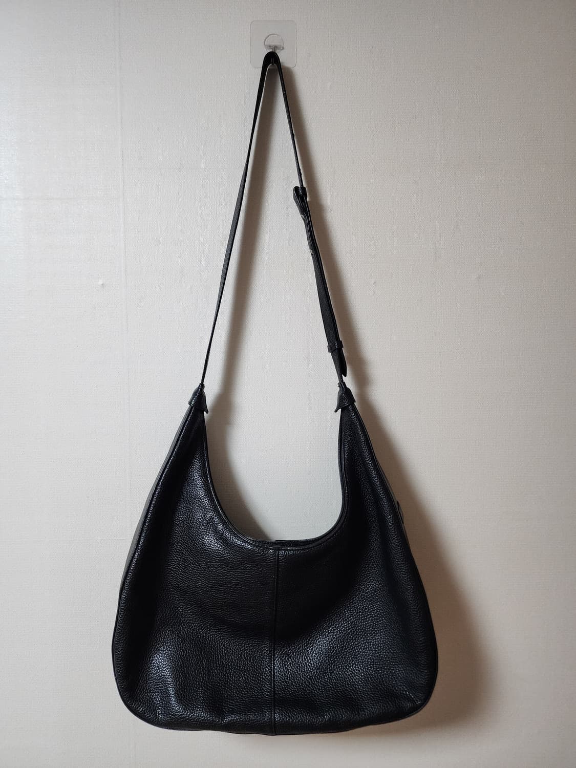 애프터프레이 크레센트백 라지 블랙 상품이미지1