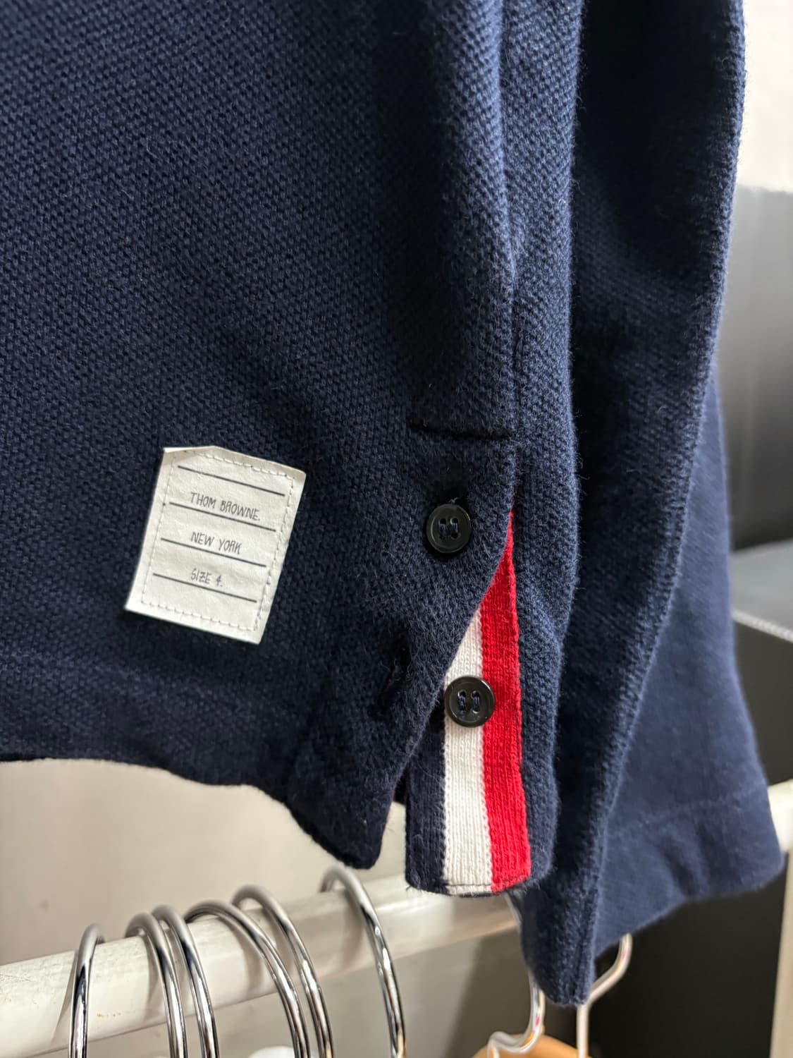 톰브라운 완장 롱슬리브 상품이미지3