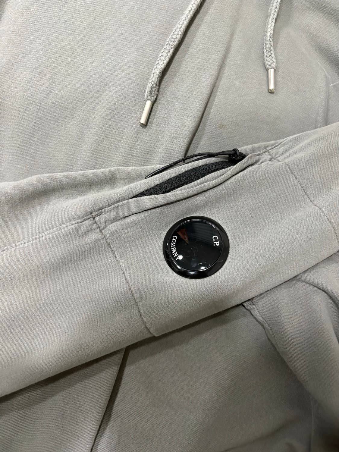 Cp 컴퍼니 후드티 그레이 상품이미지3