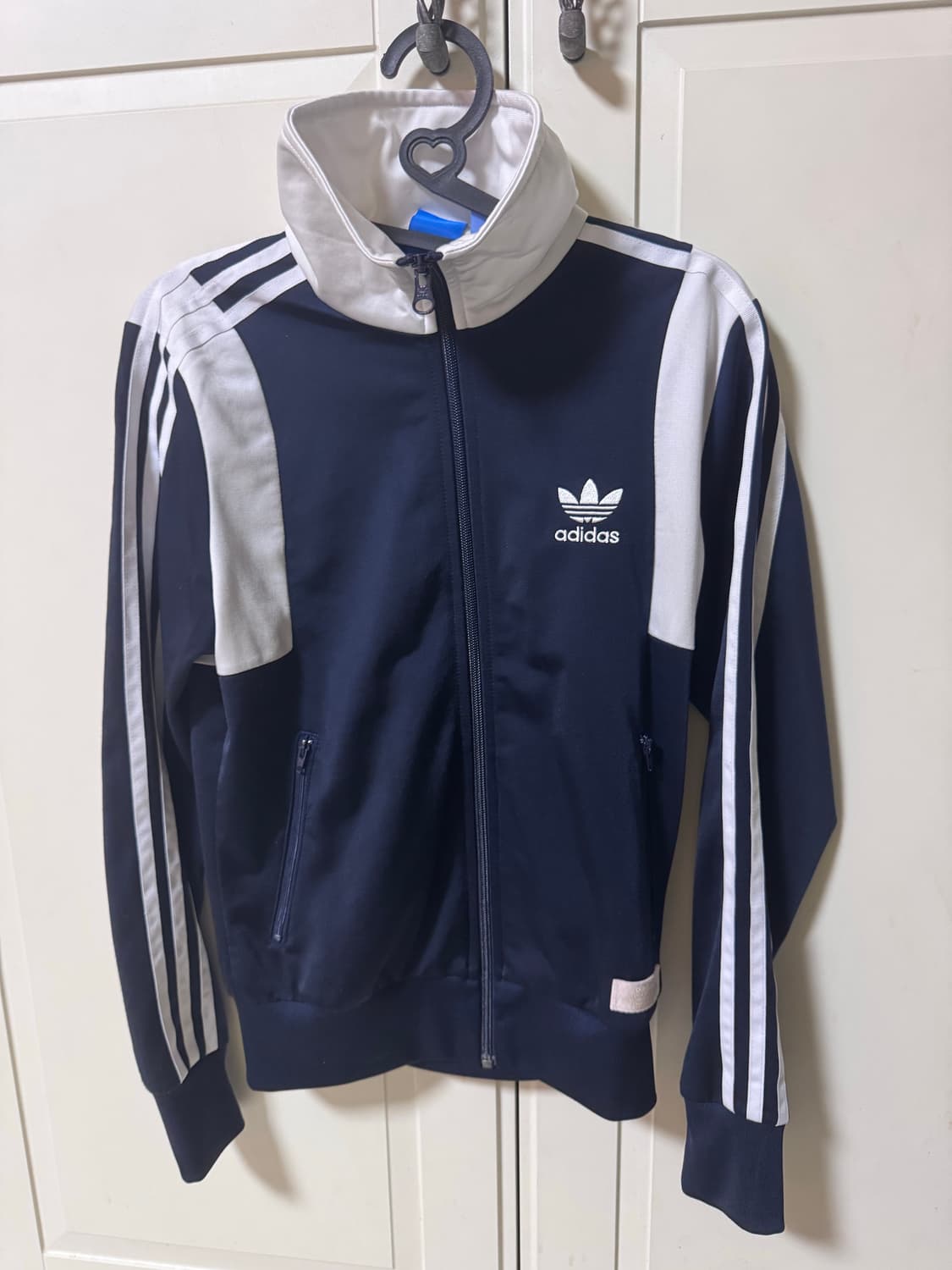 뒤에가 킥😍아디다스 져지 (BJ8322) 90사이즈 상품이미지1