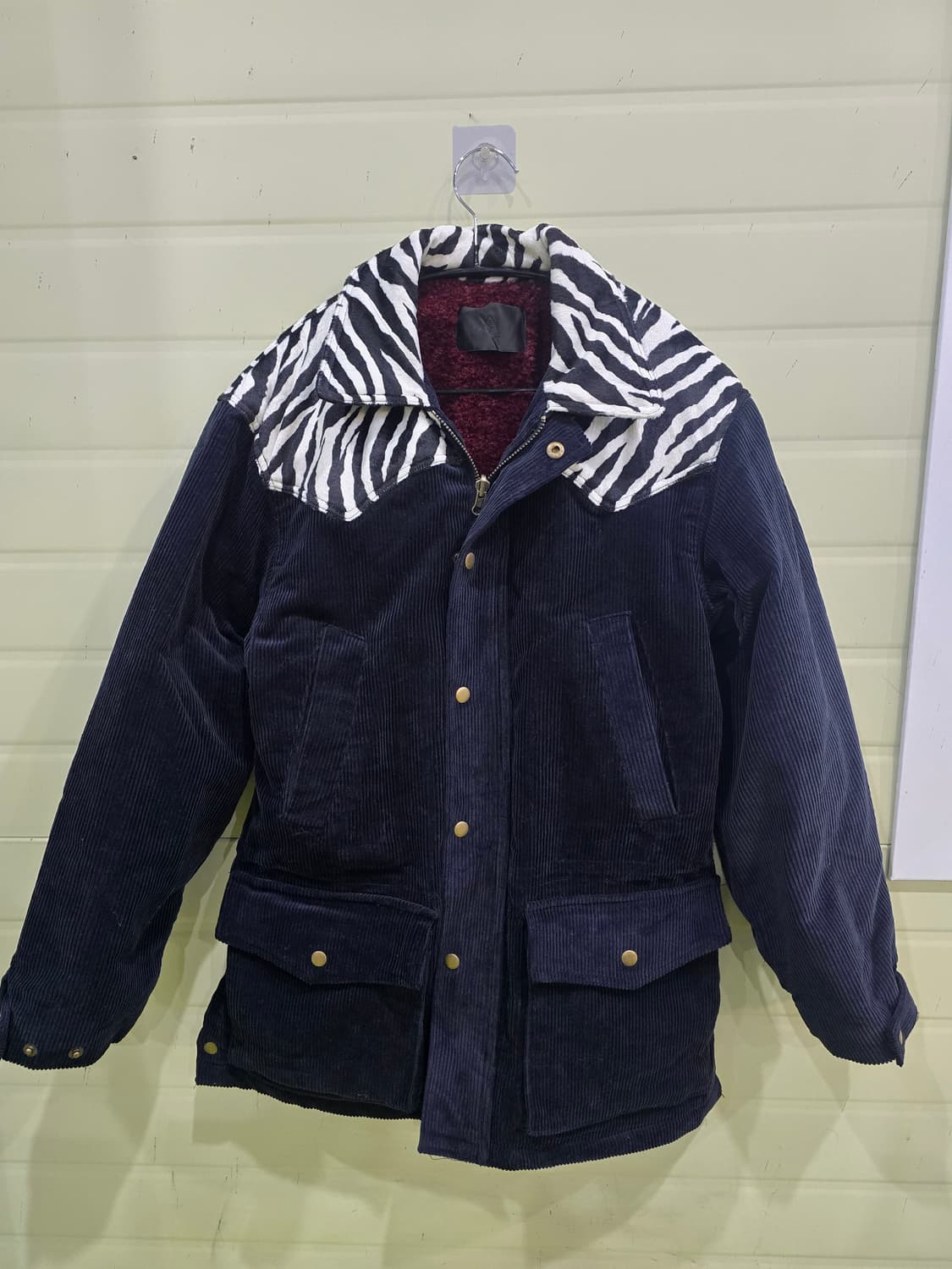 스티렌난다 3CE 코듀로이 지브라 자켓 상품이미지1