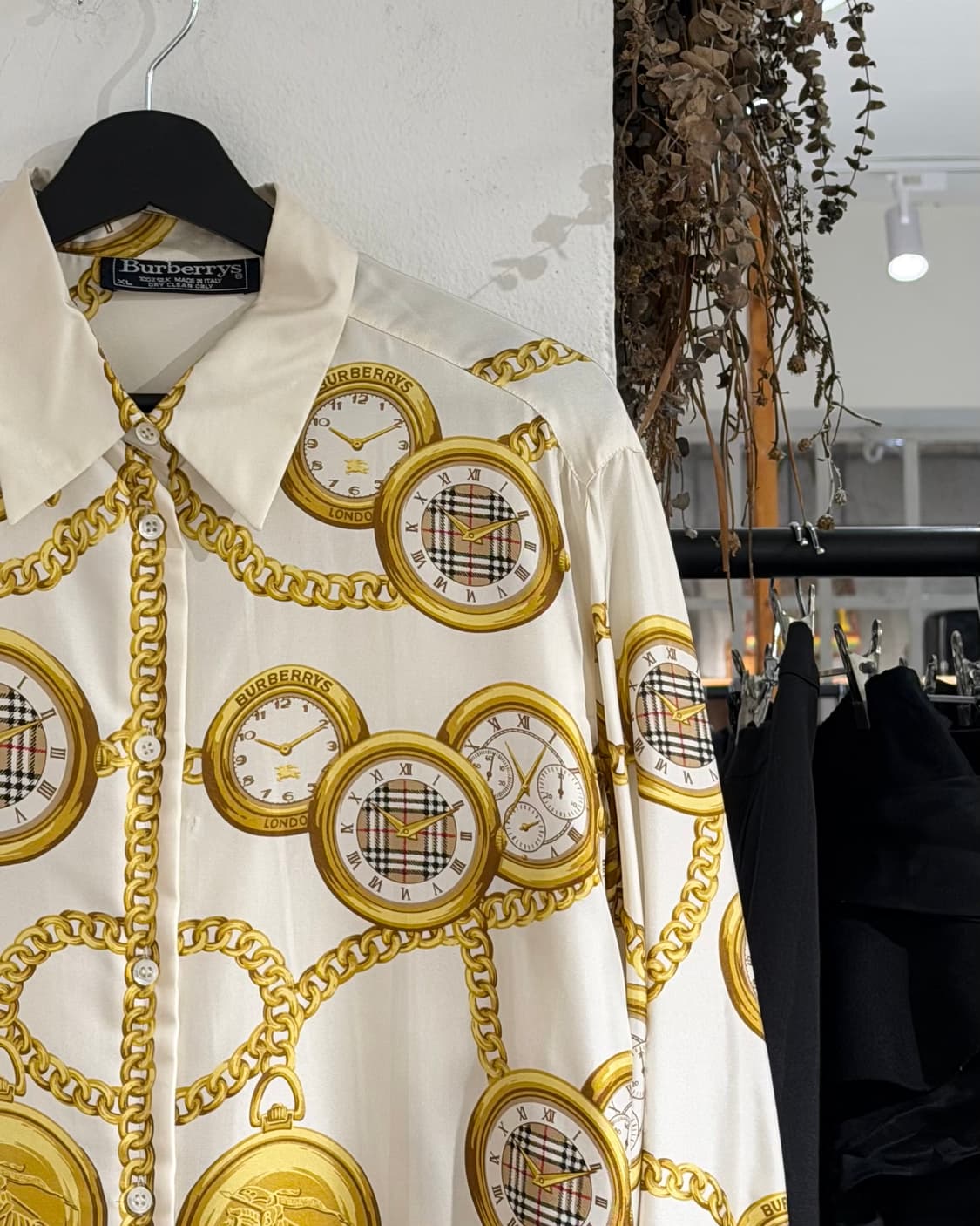 버버리 아이보리 시계 패턴 실크 셔츠 상품이미지3