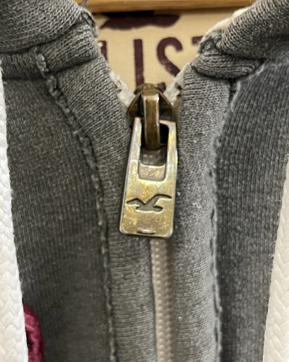 홀리스터 아치로고 카키 후드집업 상품이미지7