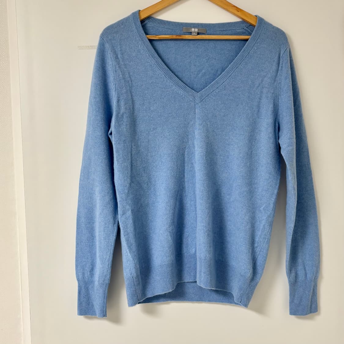 유니클로 캐시미어 니트 상품이미지1