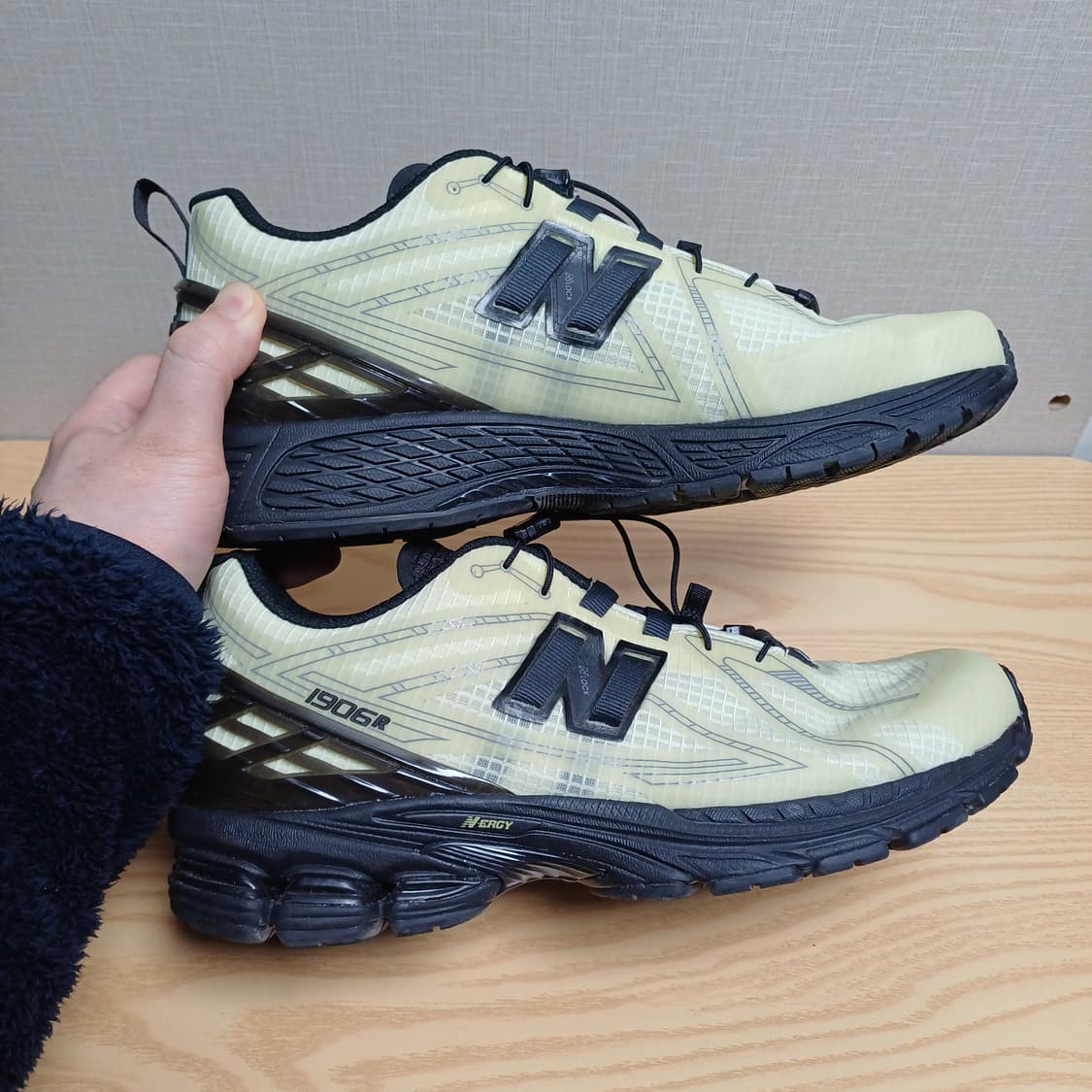 뉴발란스 1906r 피스타치오 버터 265사이즈 상품이미지7