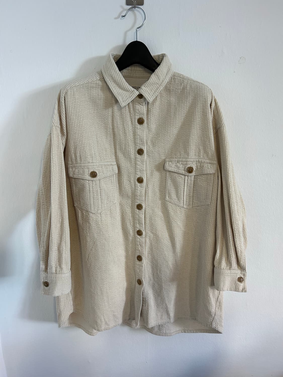 L027 프릭스 스토어 베이지 코듀로이 셔츠 자켓 상품이미지1