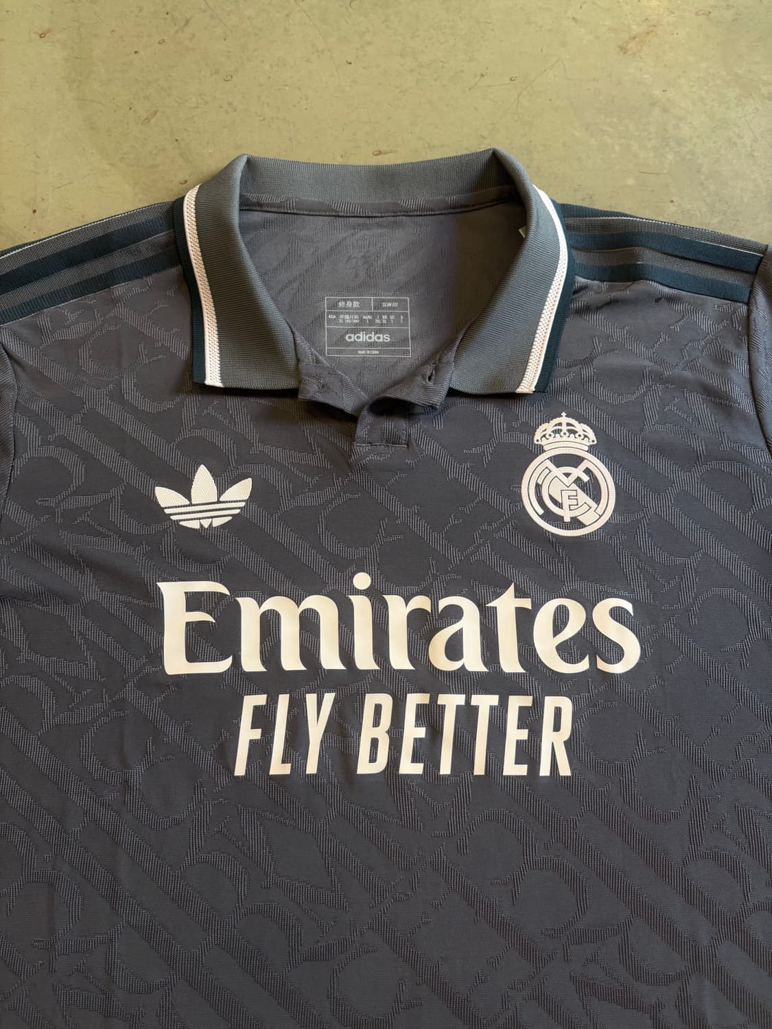 24-25 레알마드리드 써드 유니폼 상품이미지3