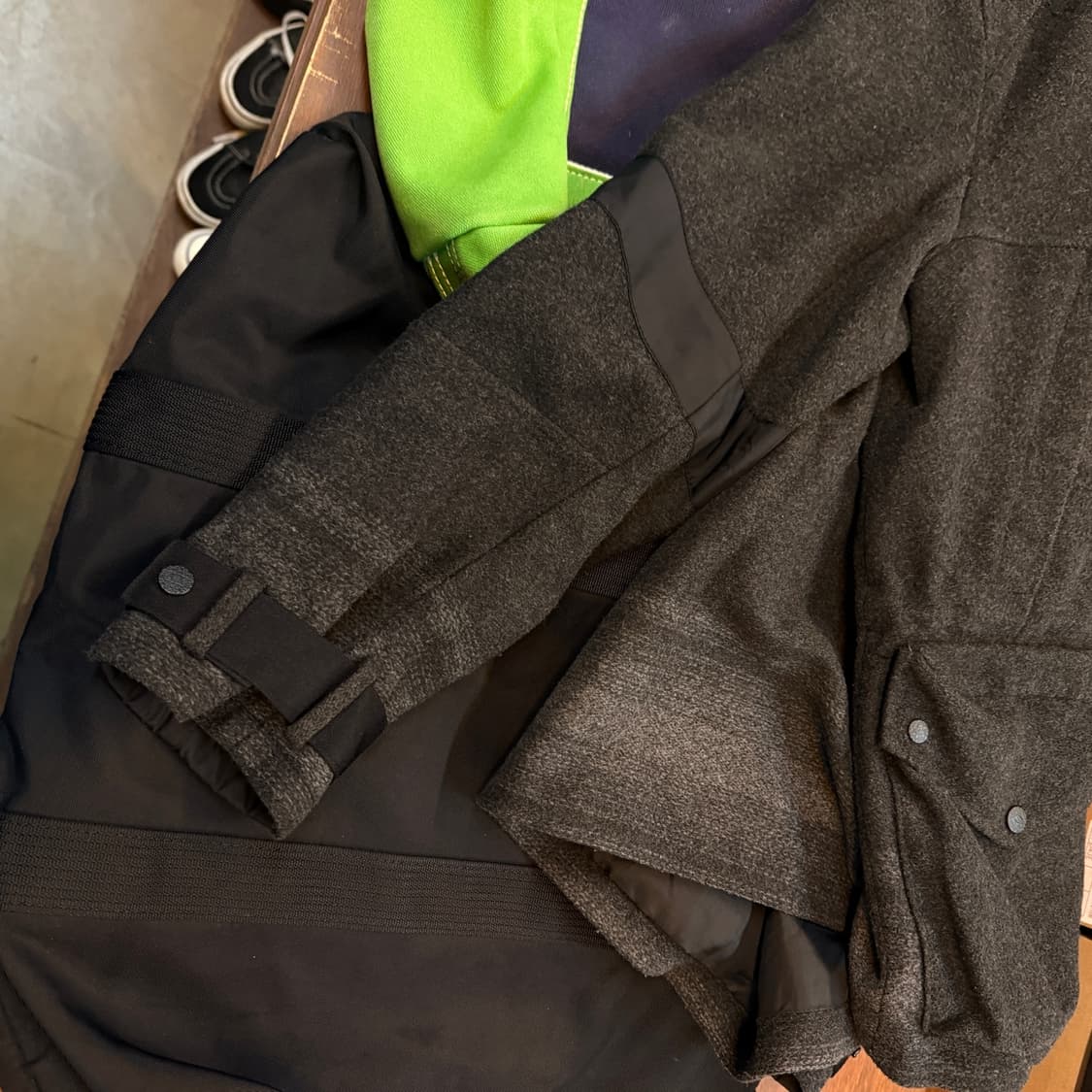 아르마니 익스체인지  울 베이스 사선지퍼 후드 자켓 숏코트 상품이미지3