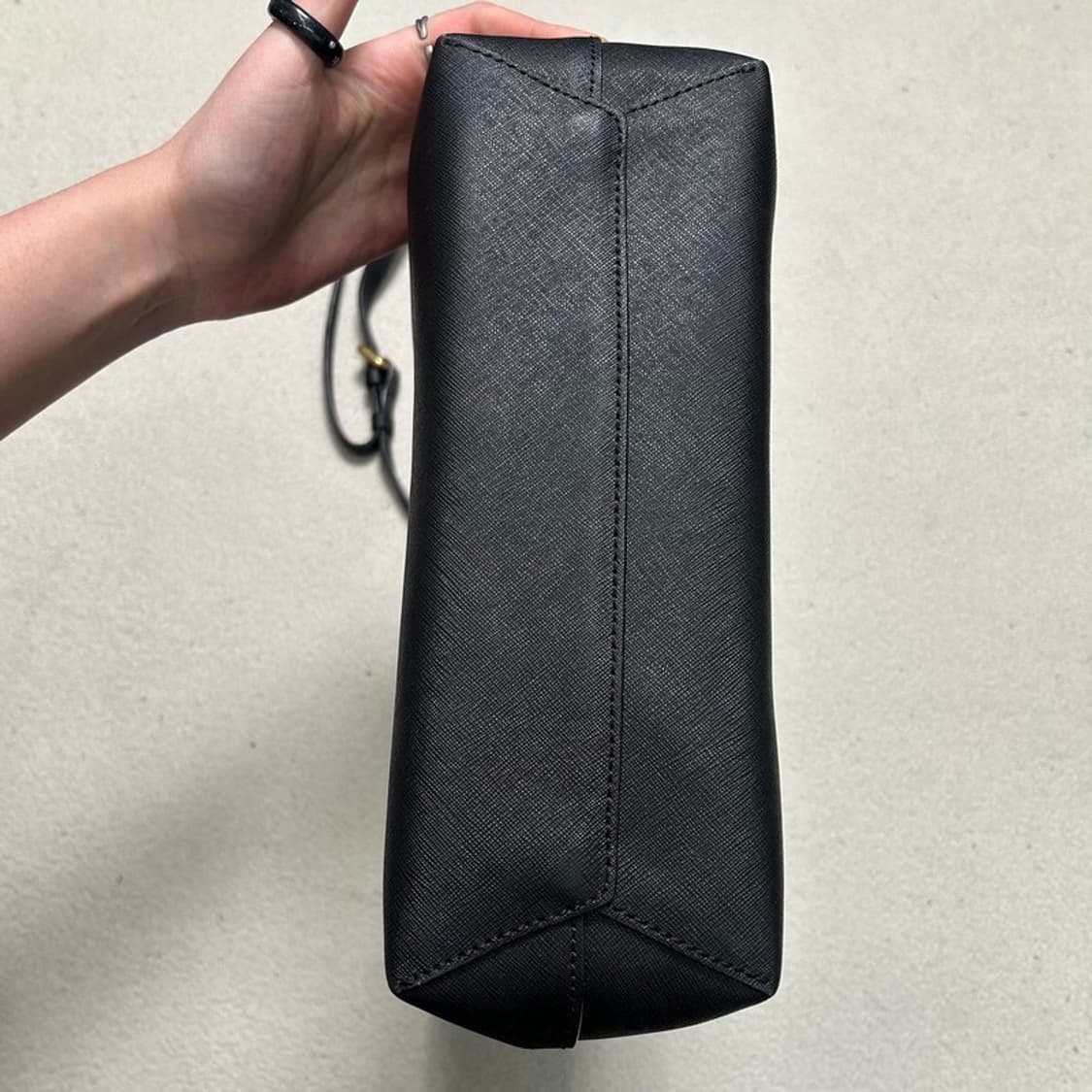 LF 질스튜어트 뉴욕 가죽 토트백 블랙 상품이미지3