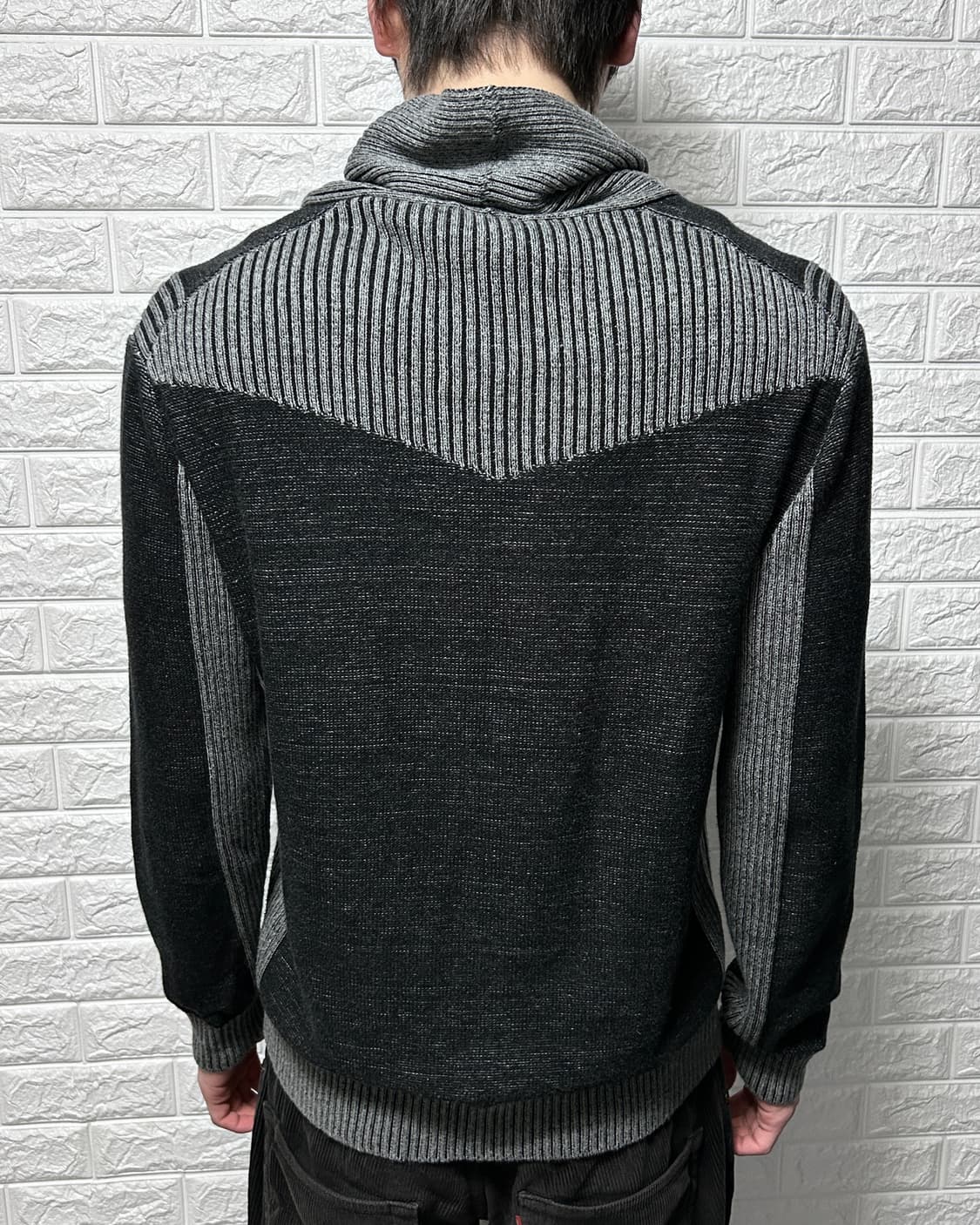 아르마니 익스체인지 숄 카라 니트  상품이미지3