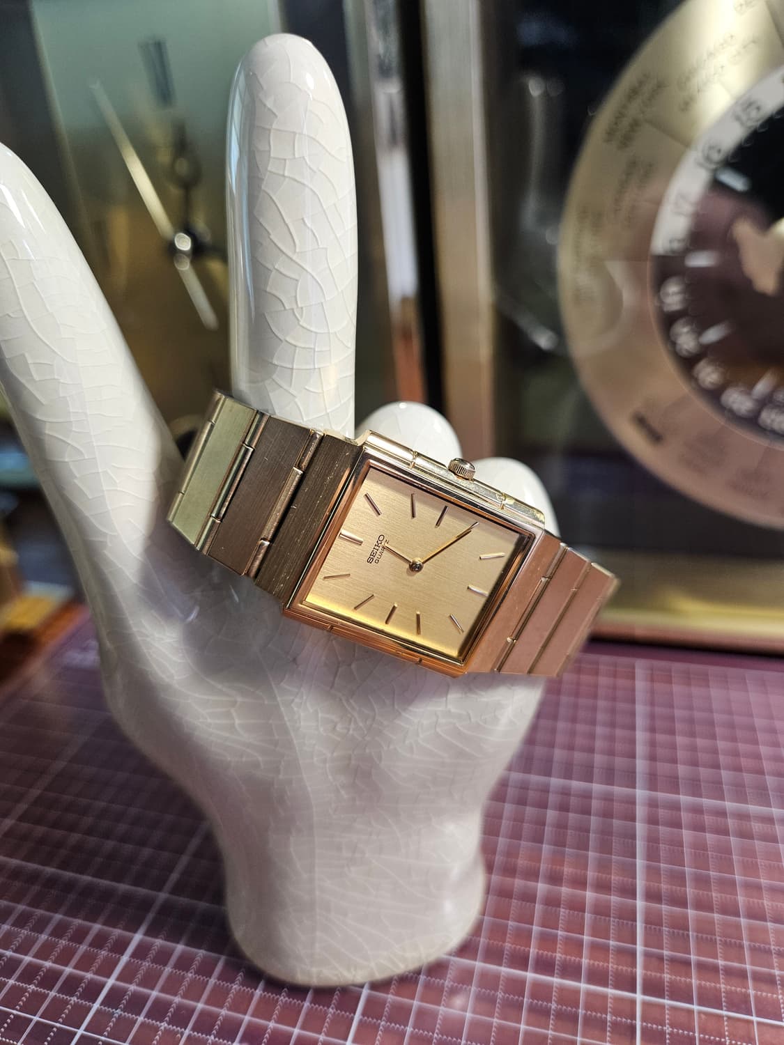 세이코 빈티지  쿼츠 완전 미사용  금장 쿼츠 상품이미지1