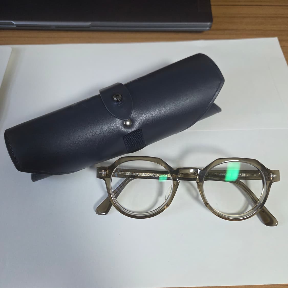 [47-21] 알렘 류보스케 smoked light / 크라운판토 상품이미지1