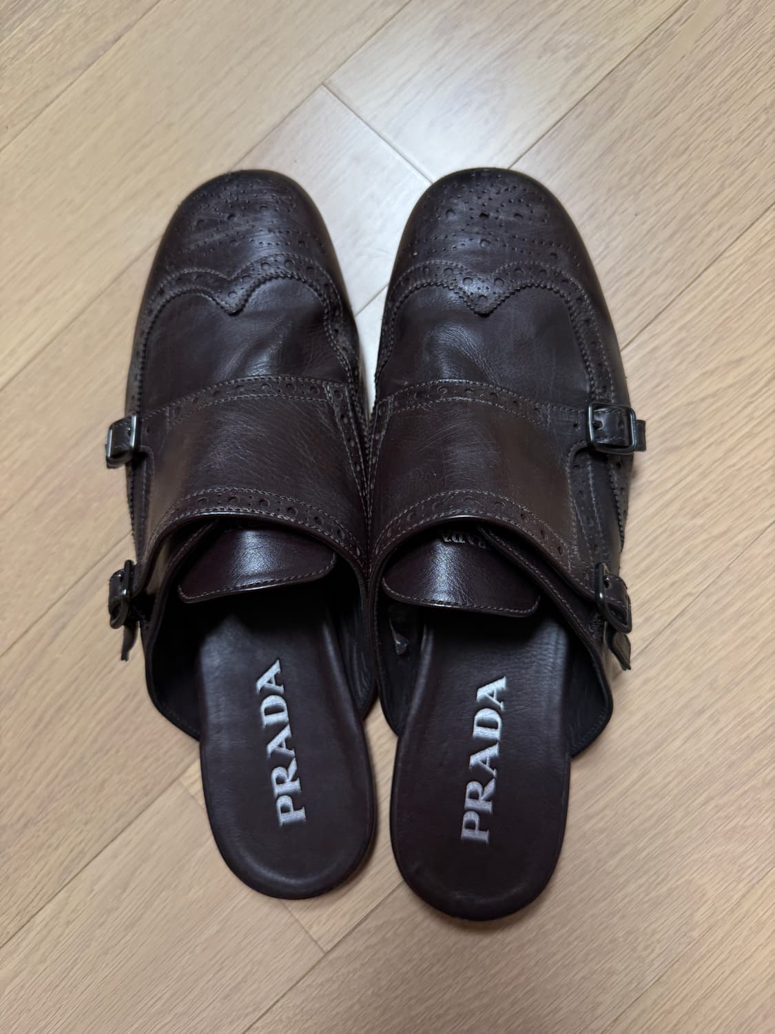급처 [265] 프라다 몽크 스트랩 레더 뮬 상품이미지1