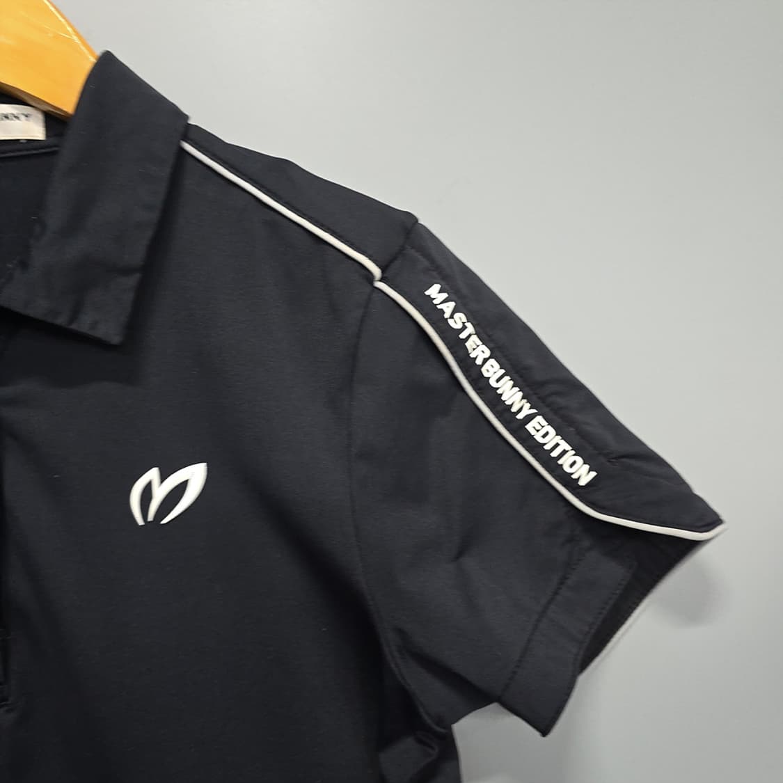 마스터바니 에디션 여성용 블랙 골프 반팔 티셔츠 90 상품이미지3