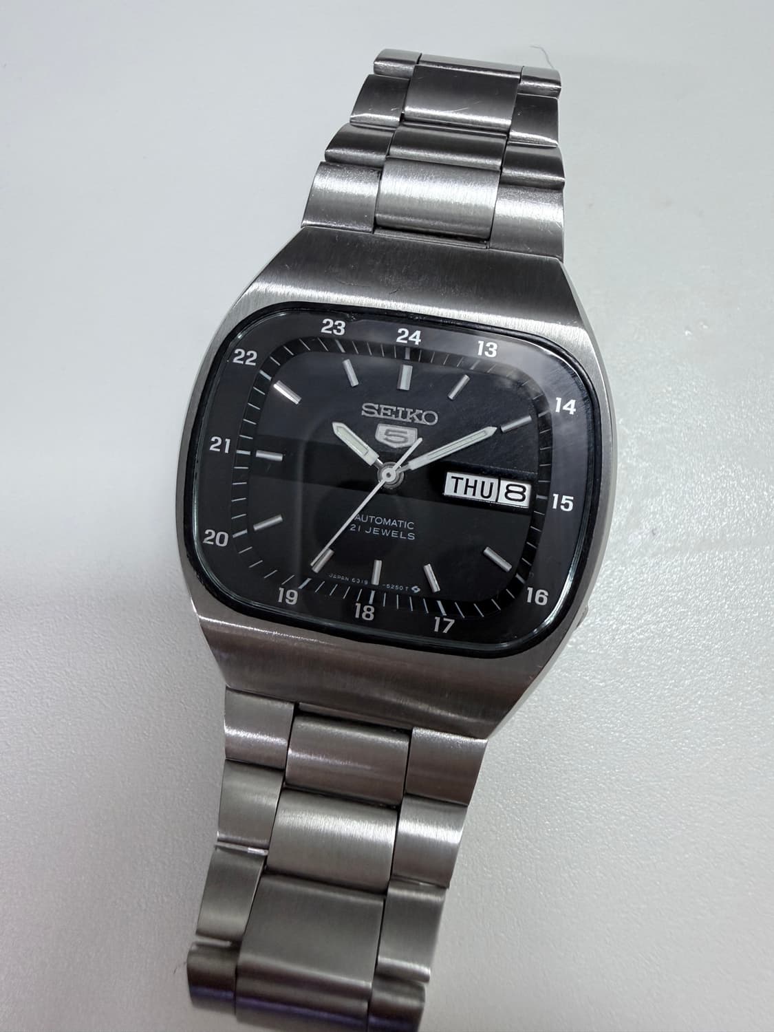 70s SEIKO 5 블랙다이얼 오토매틱 상품이미지2
