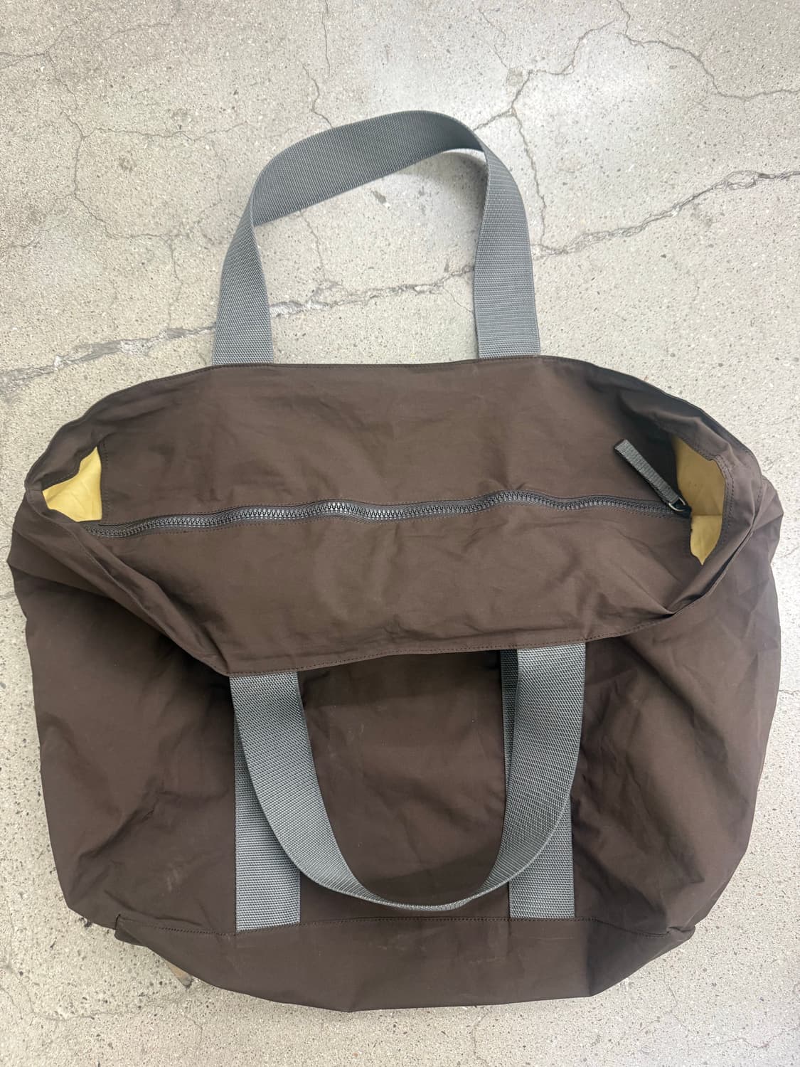 프라다 스포츠 브라운 빅토트백 상품이미지3