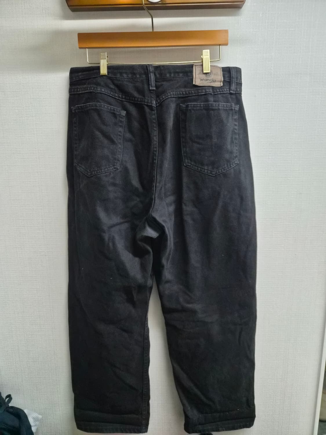 34) 랭글러 루즈핏 블랙데님 팝니다 상품이미지2