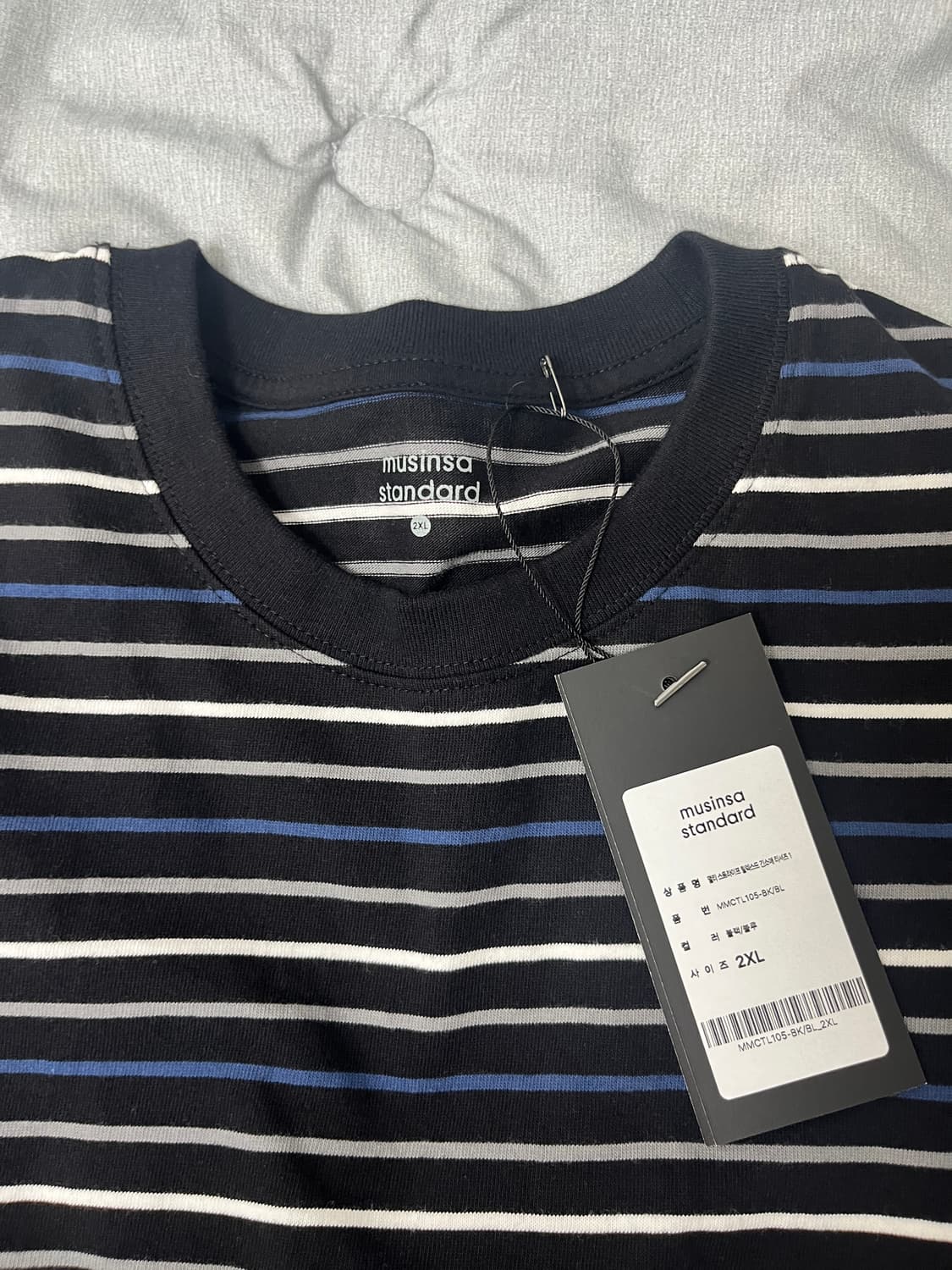 무신사 스탠다드 / 스트라이프 릴렉스드 티셔츠 블랙블루 / 2XL 상품이미지3