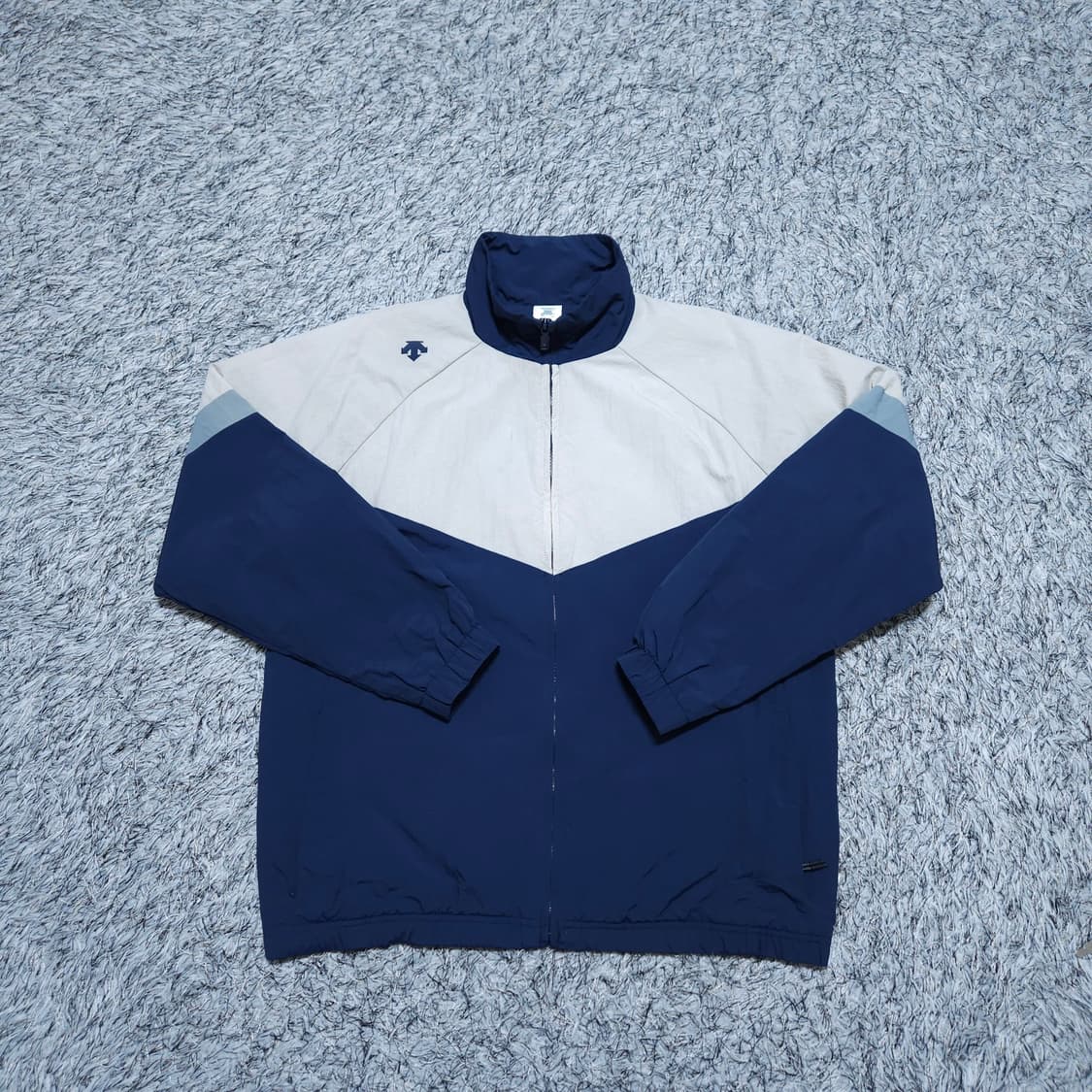 데상트) S 여자 오버핏 우븐 바람막이자켓 올드스쿨 / 왕눈이샵 상품이미지1