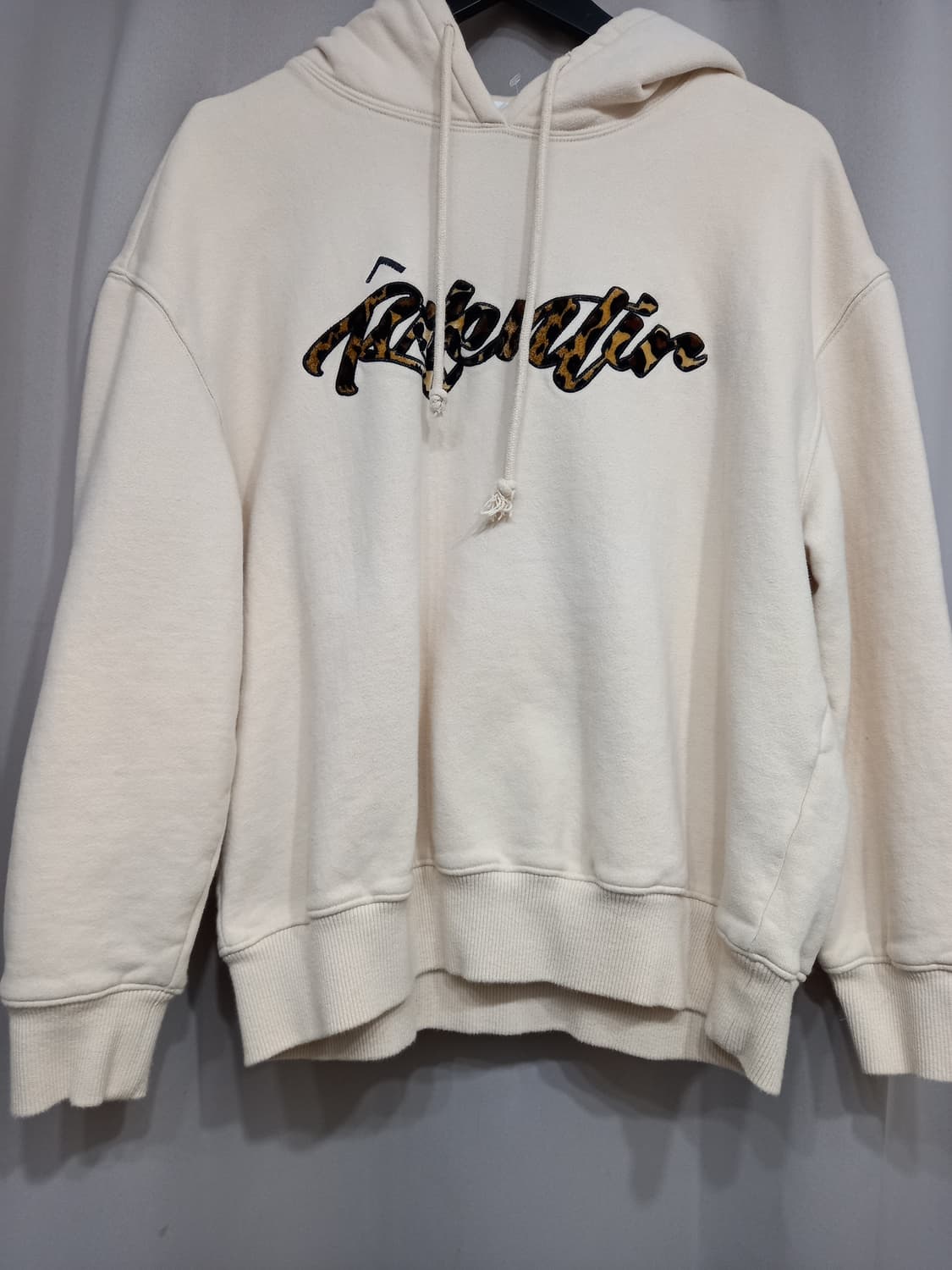 온앤온 후드티 상품이미지1