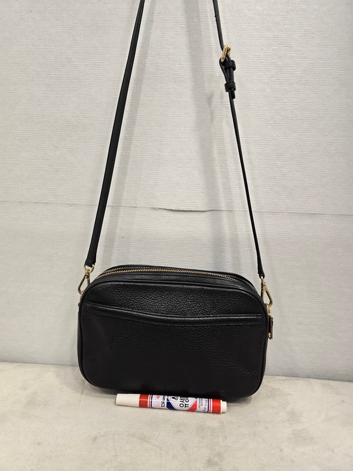 코치 제스 블랙 가죽 크로스백 상품이미지2