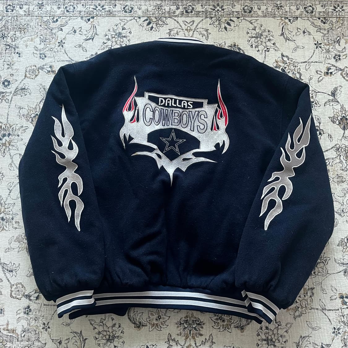 DALLAS COWBOYS 댈러스 카우보이즈 바시티 자켓 상품이미지4