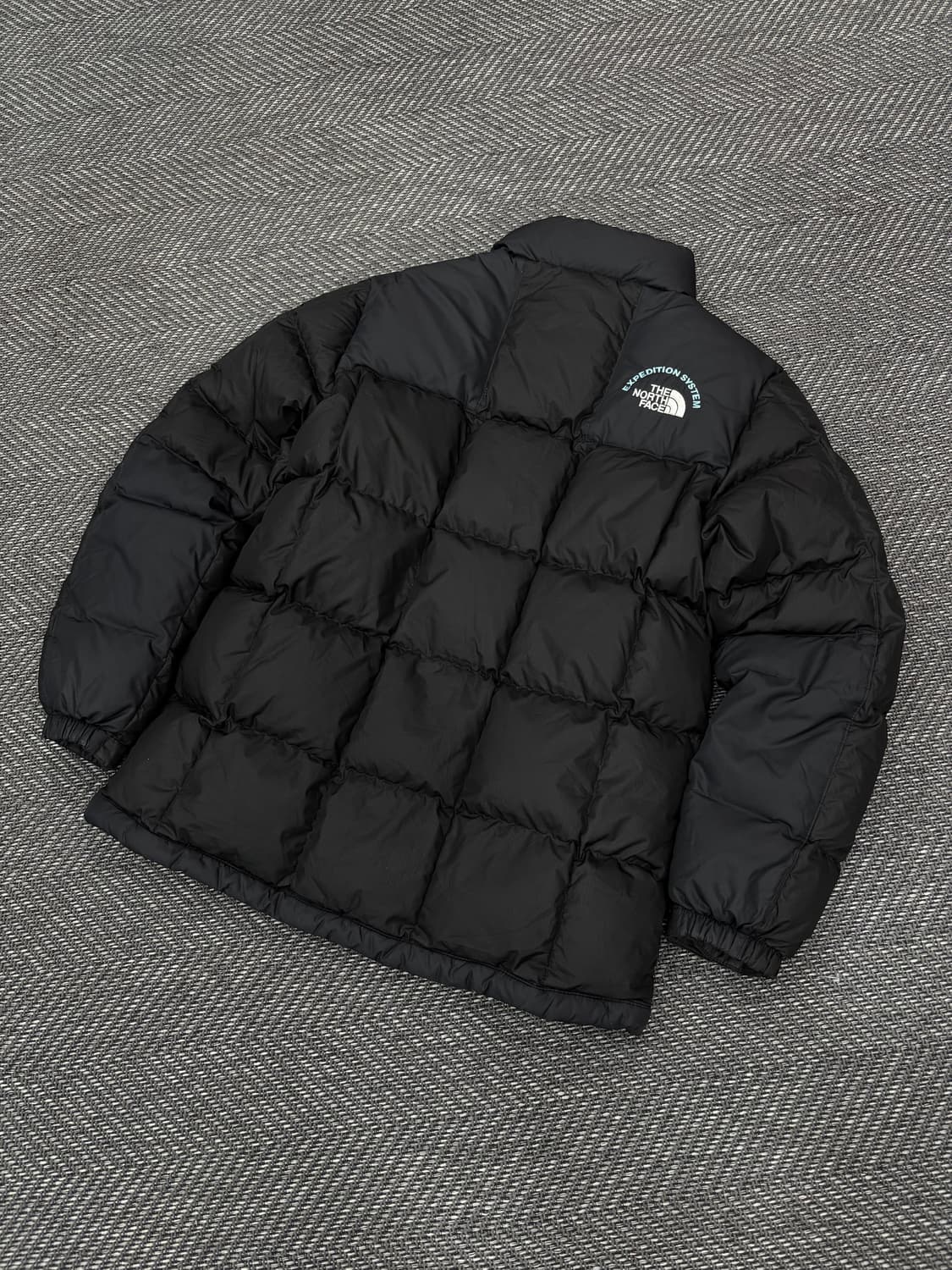 노스페이스 패딩 블랙 상품이미지6