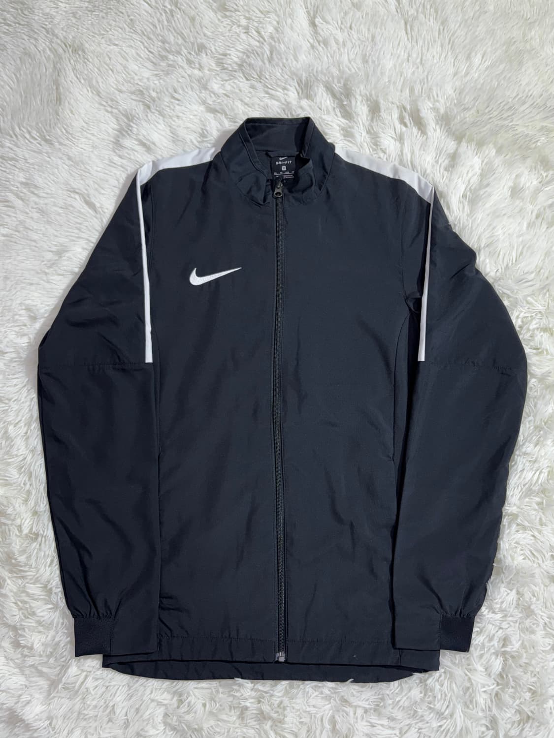 나이키 블랙 스우시 바람막이  상품이미지3