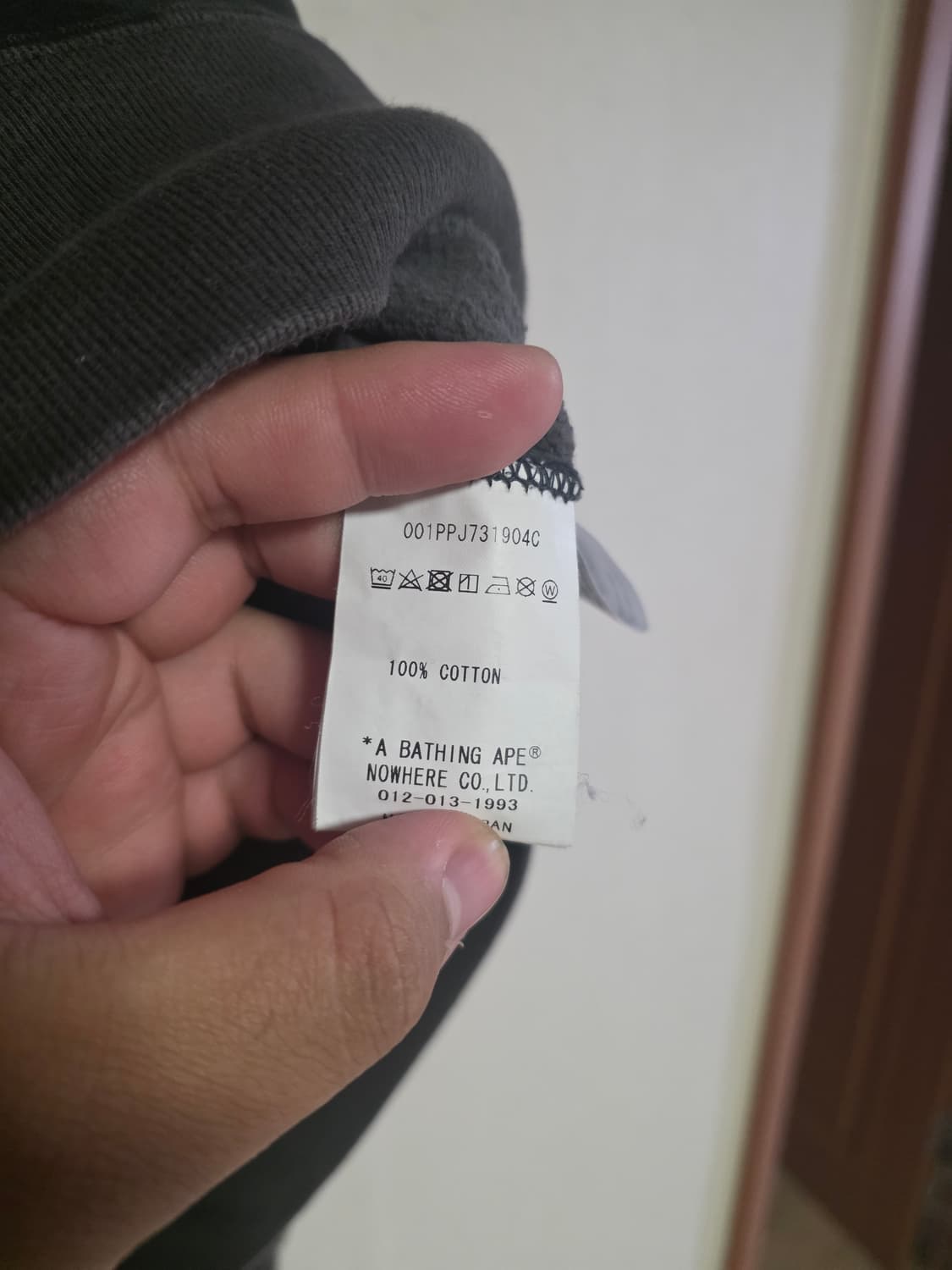 [M] 베이프 X 코카콜라 블랙카모 빅사루 후드티 상품이미지4