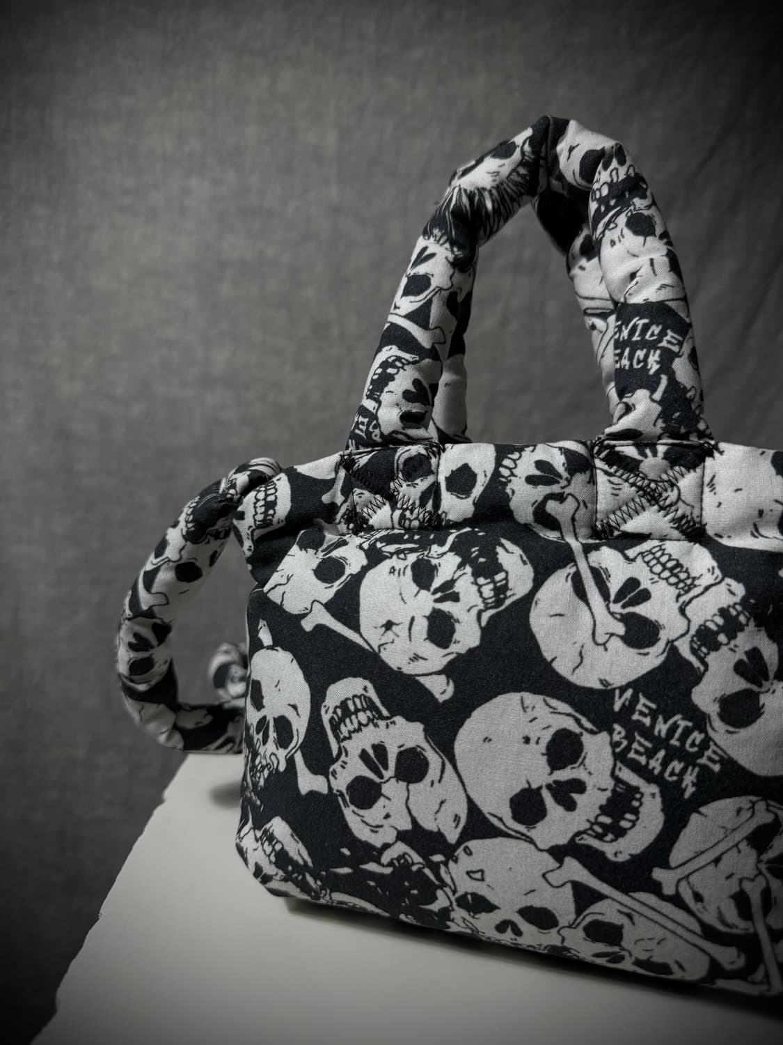ERL Skull Padded Mini Bag   상품이미지2