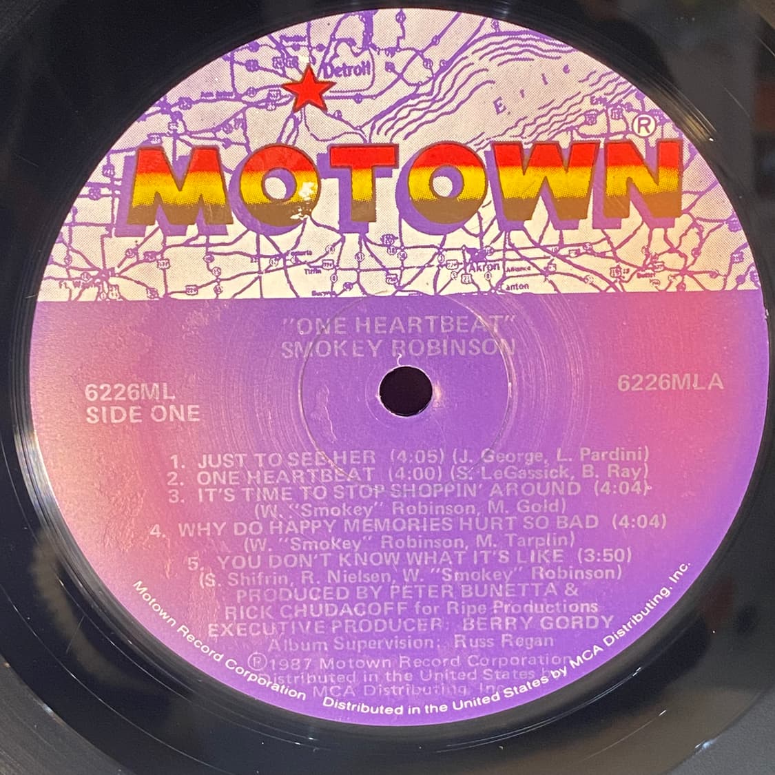 (중고LP-소울) Smokey Robinson -One Heartbeat 상품이미지4