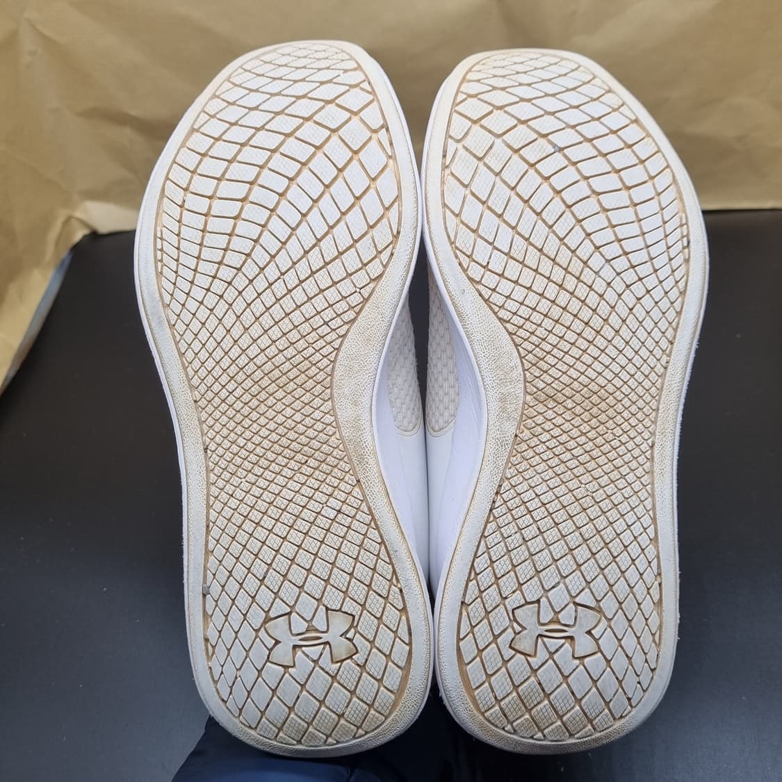 언더아머 UA 차지드 운동화245 상품이미지3