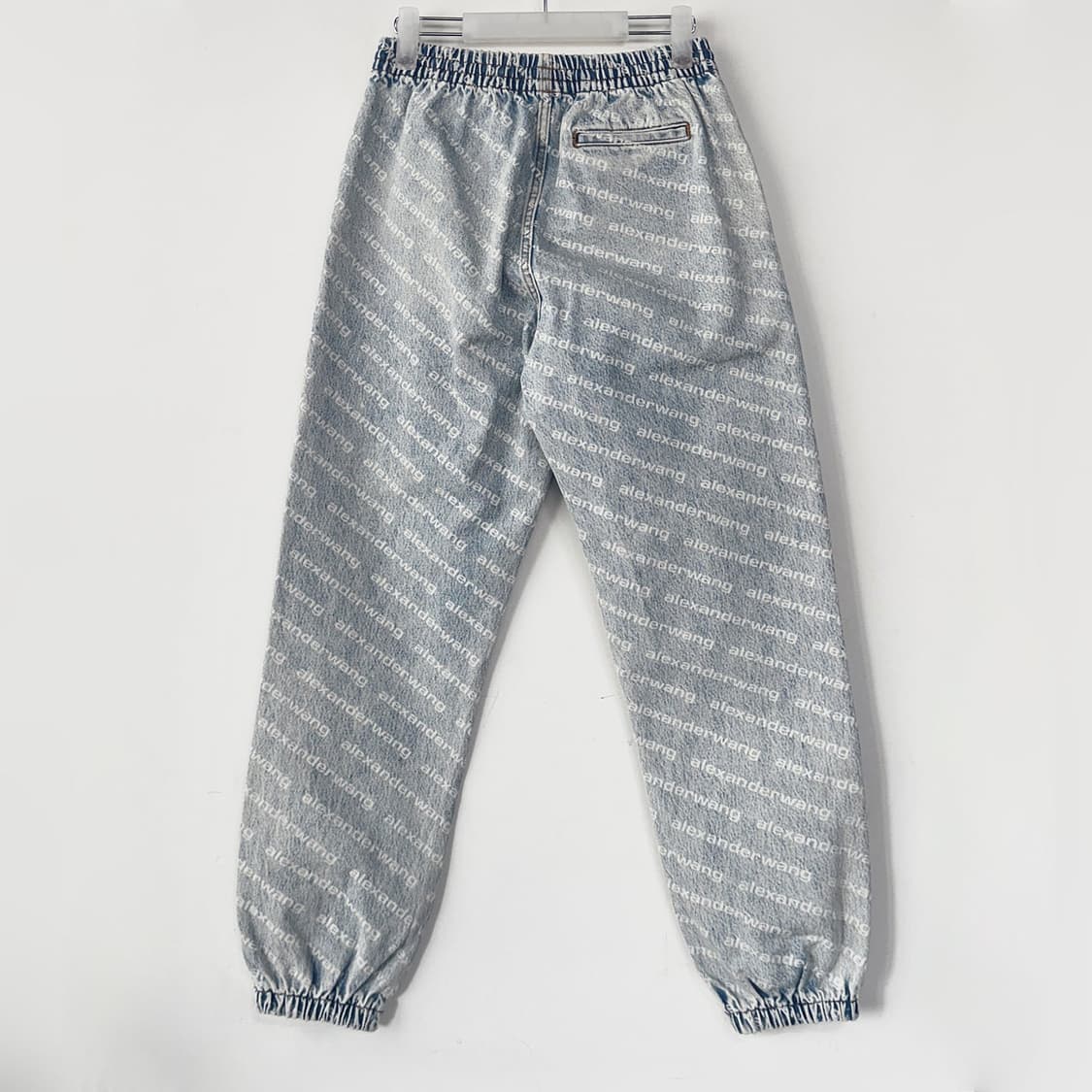 알렉산더왕 로고 패턴 데님 조거 팬츠 상품이미지5