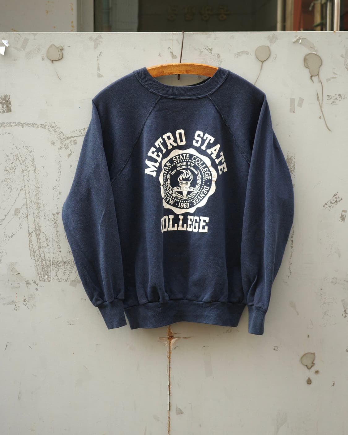 80s Velva Sheen 메트로폴리탄 컬리지 스웻셔츠 상품이미지1