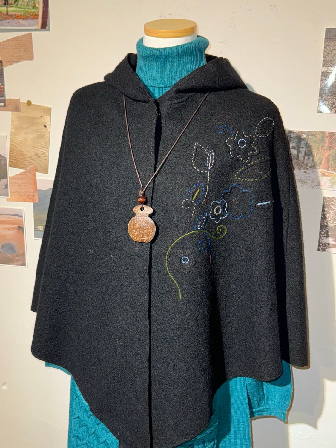 꽃 스티치 후드 케이프 상품이미지2