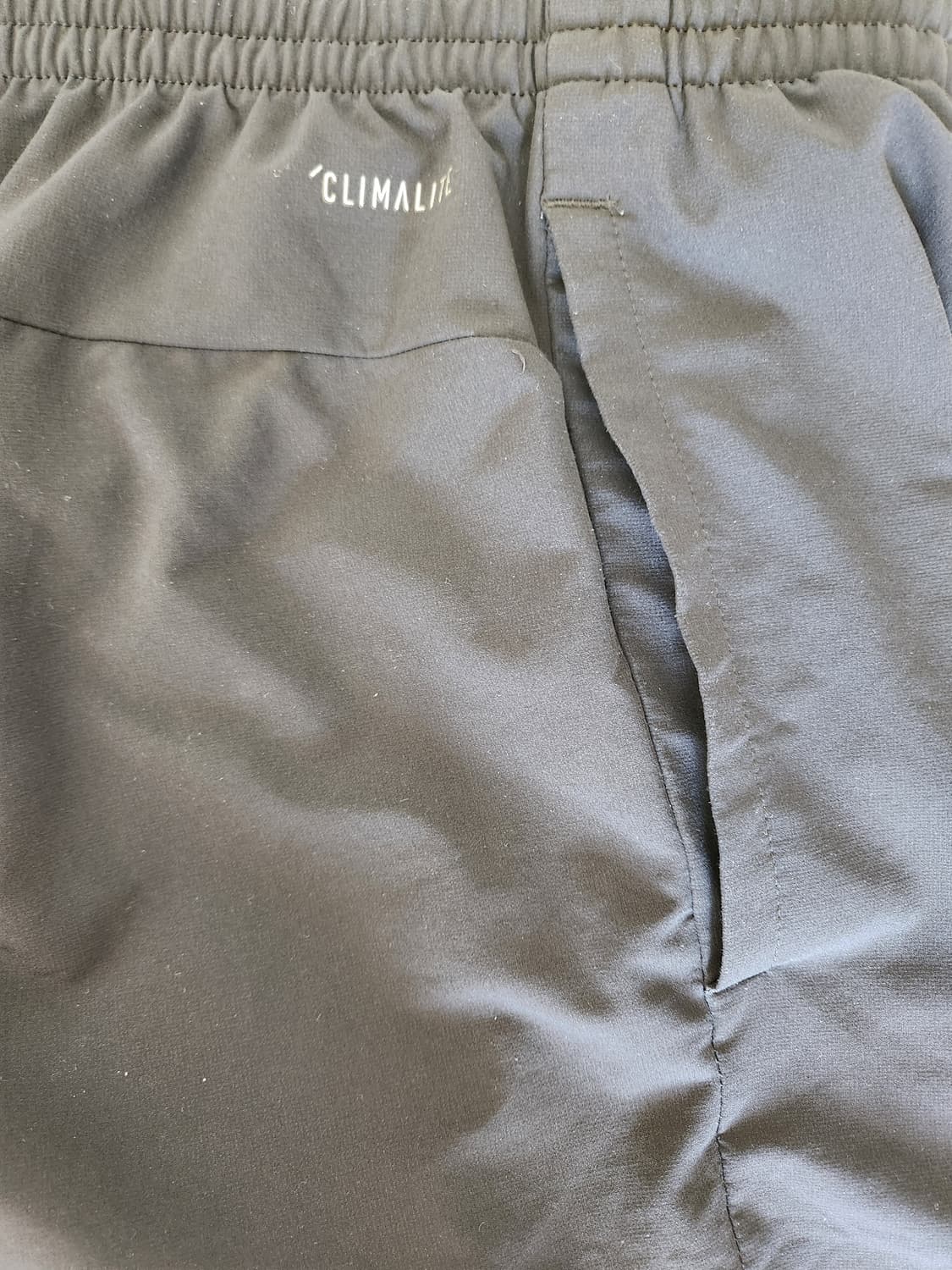 아디다스 숏팬츠 러닝 반바지 m fac short 사이즈M

오염 하자없 상품이미지3